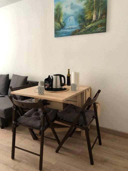 Superbe Appartement Meuble Refait A Neuf Tricastin Pierrelatte Buitenkant foto